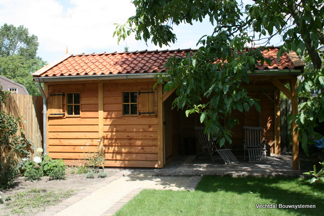 houten-tuinhuis-2 - Tuinhuis met veranda deluxe
